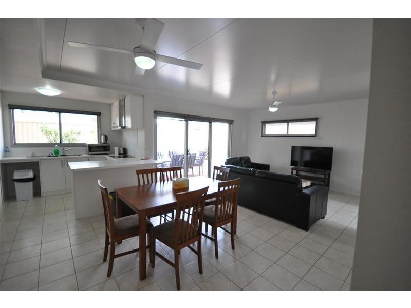 16 Mullamulla Street, Newman WA 6753