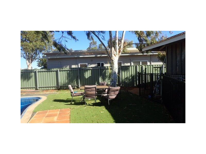 18 Paton Road, South Hedland WA 6722