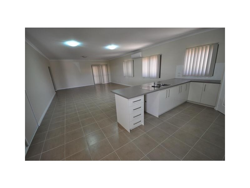 7 Captains Way, South Hedland WA 6722