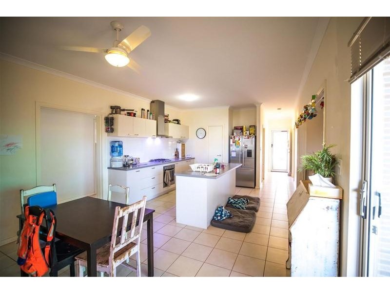 60 Homestead Ramble, Newman WA 6753