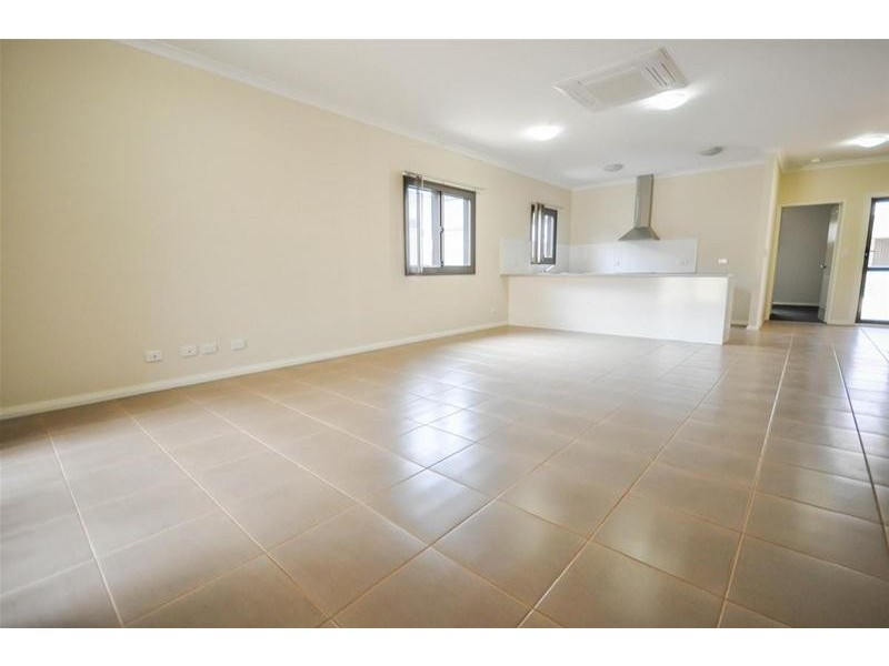 2/13 Delamere Place, South Hedland WA 6722