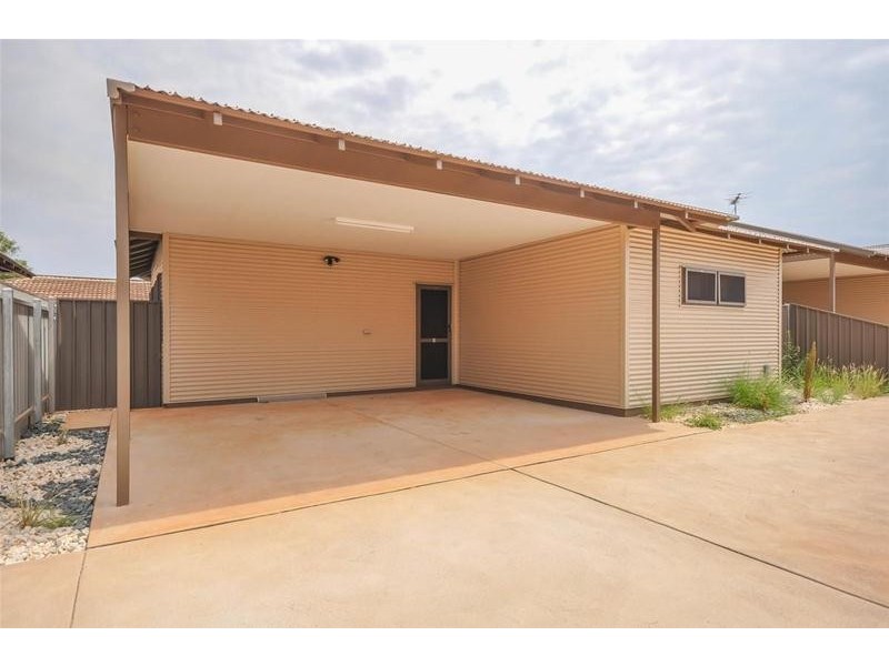 2/13 Delamere Place, South Hedland WA 6722