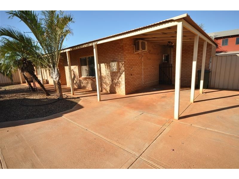 27D Koombana Avenue, South Hedland WA 6722