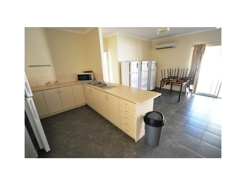 27D Koombana Avenue, South Hedland WA 6722