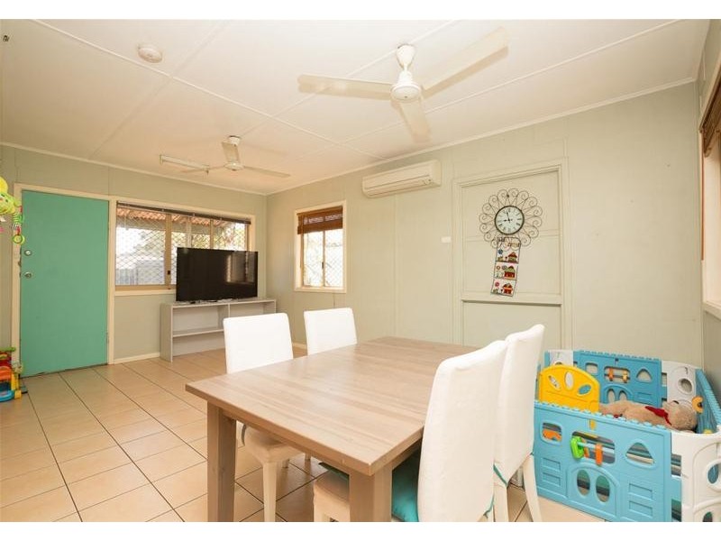 8 Weaver Place, South Hedland WA 6722