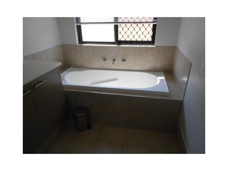 54 Nix Avenue, South Hedland WA 6722