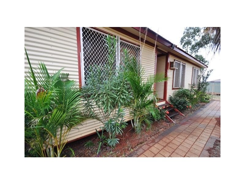 5 Limpet Crescent, South Hedland WA 6722