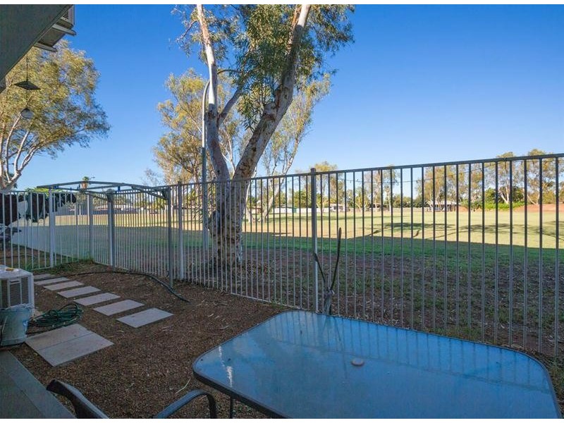 2/1 Lawson Street, South Hedland WA 6722