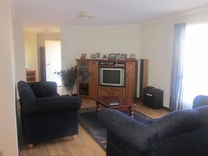 9 Kurrawan Way, Newman WA 6753