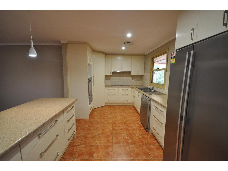 25 Gandwarra Crescent, Newman WA 6753