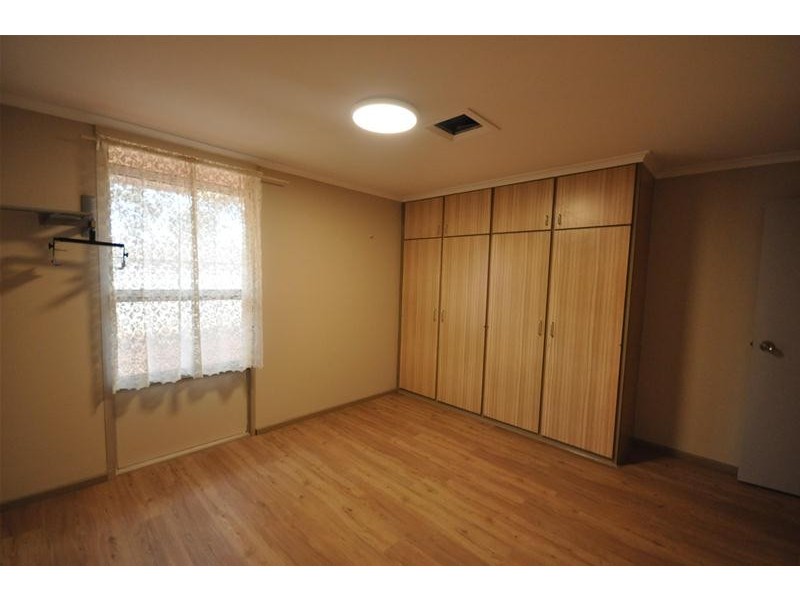 25 Gandwarra Crescent, Newman WA 6753