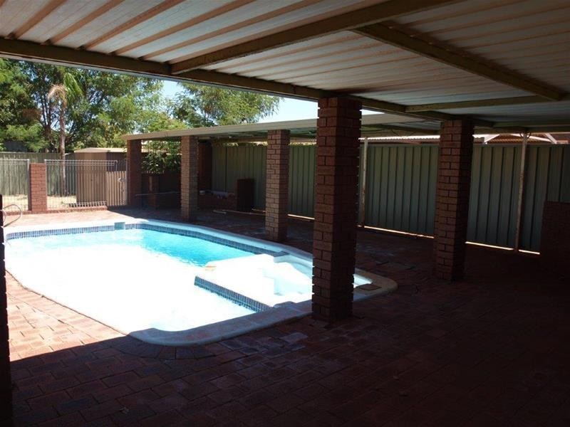 8  Barton Way, Newman WA 6753