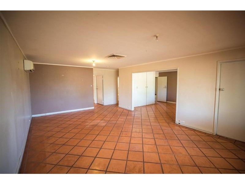 11 Nyabalee Road, Newman WA 6753