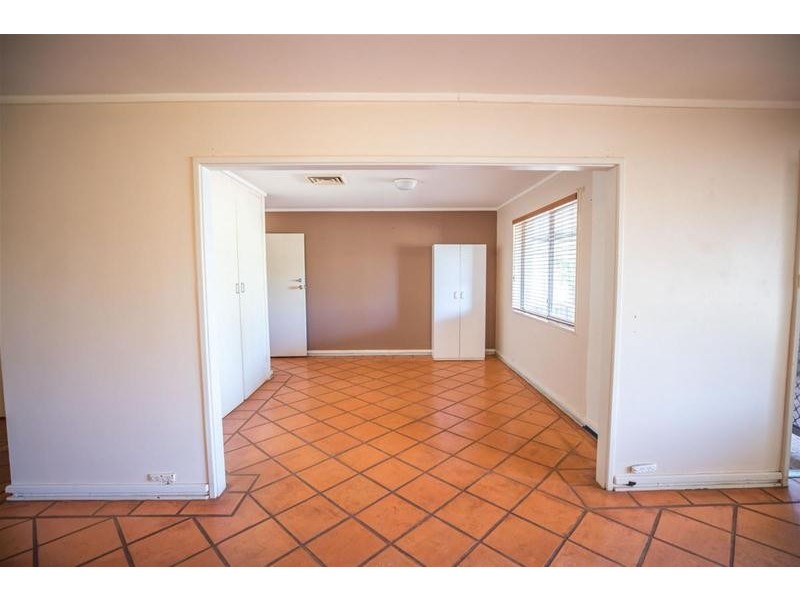 11 Nyabalee Road, Newman WA 6753