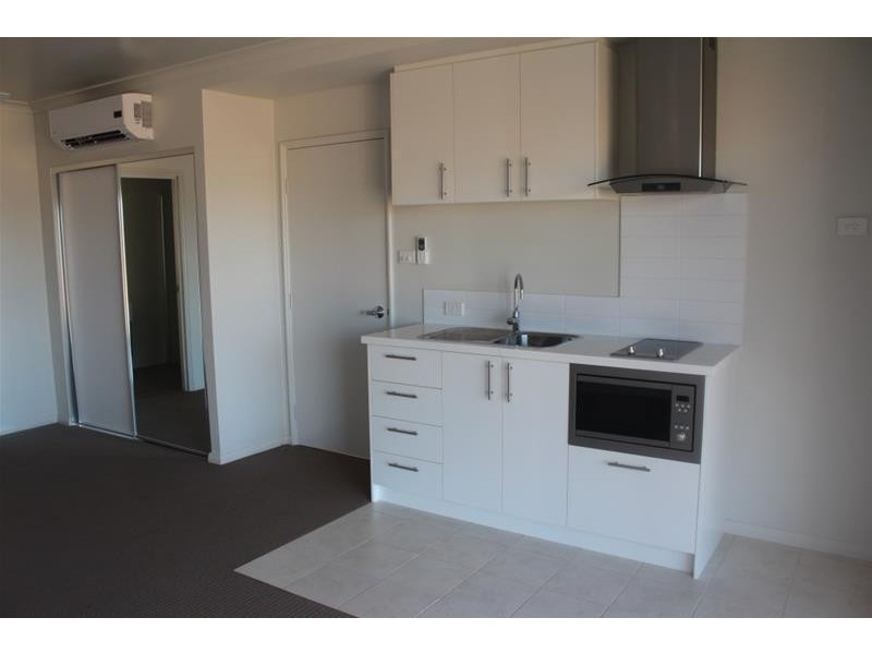 21 Les Tutt Drive, Newman WA 6753