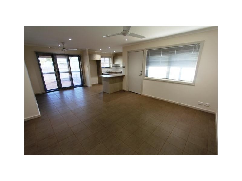10/12 Crameri View, South Hedland WA 6722