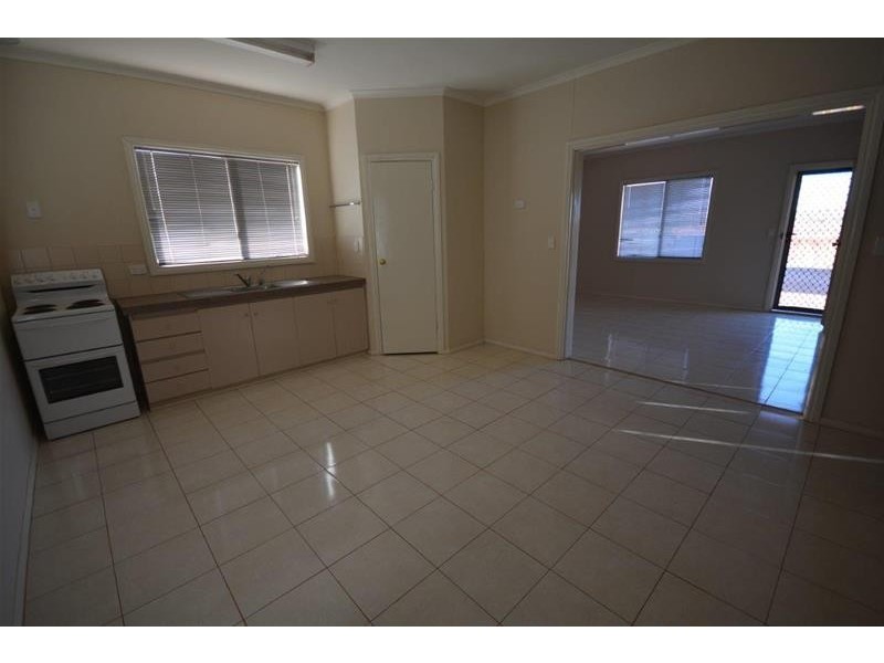 3 Daniels Drive, Newman WA 6753