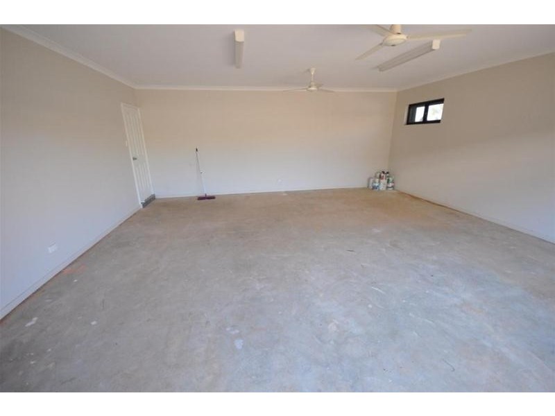 16B Somerset Crescent, South Hedland WA 6722