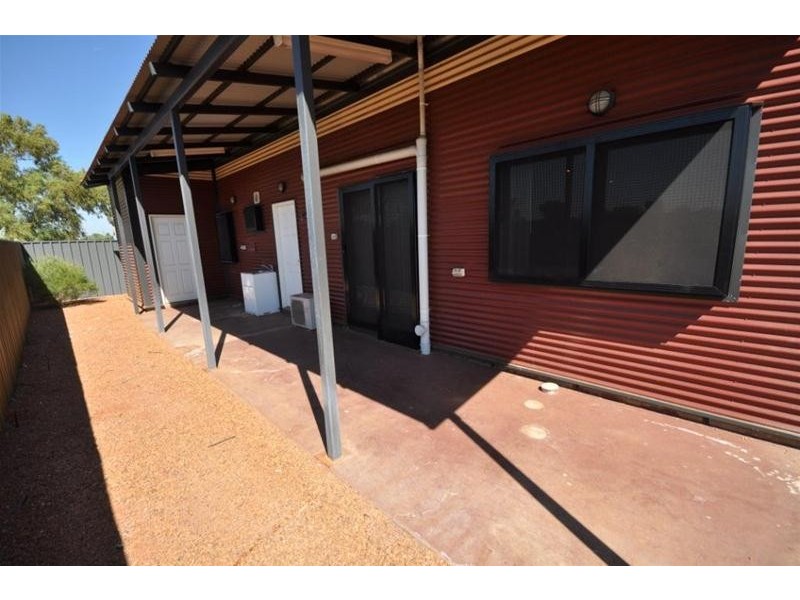 16B Somerset Crescent, South Hedland WA 6722