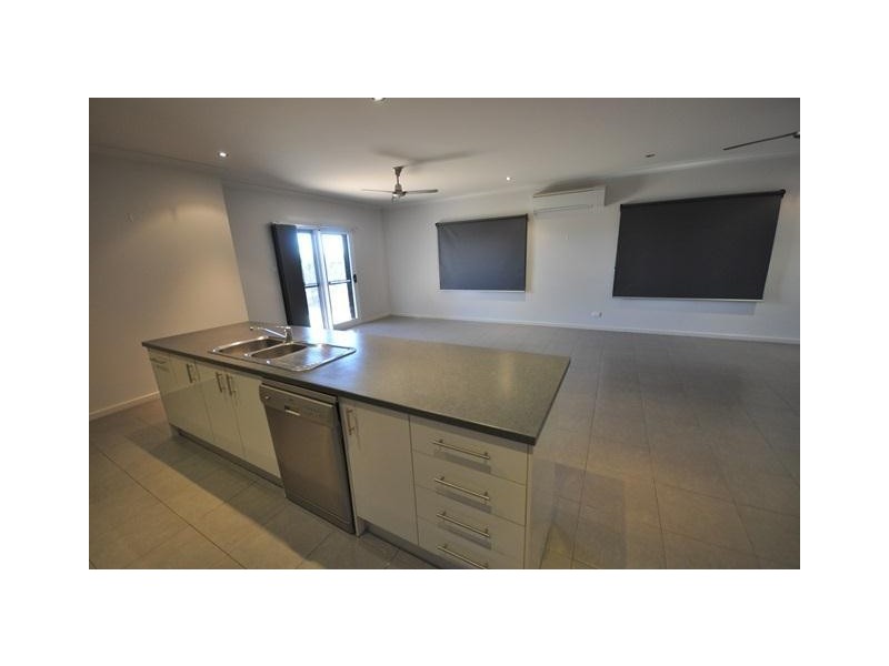 87 Limpet Crescent, South Hedland WA 6722