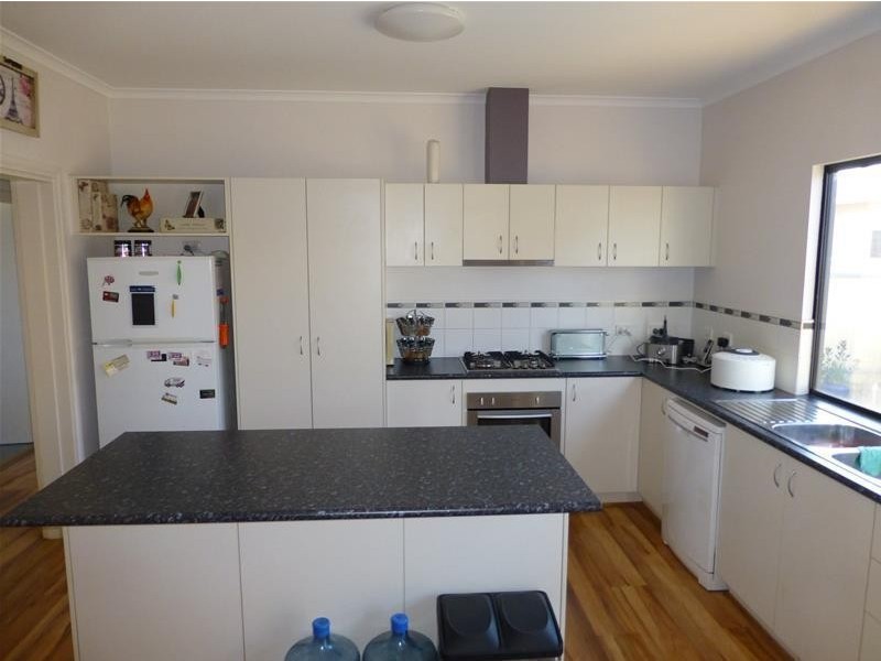 8 Banksia Street, South Hedland WA 6722