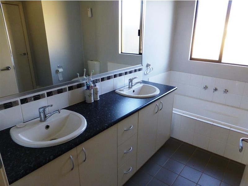 8 Banksia Street, South Hedland WA 6722