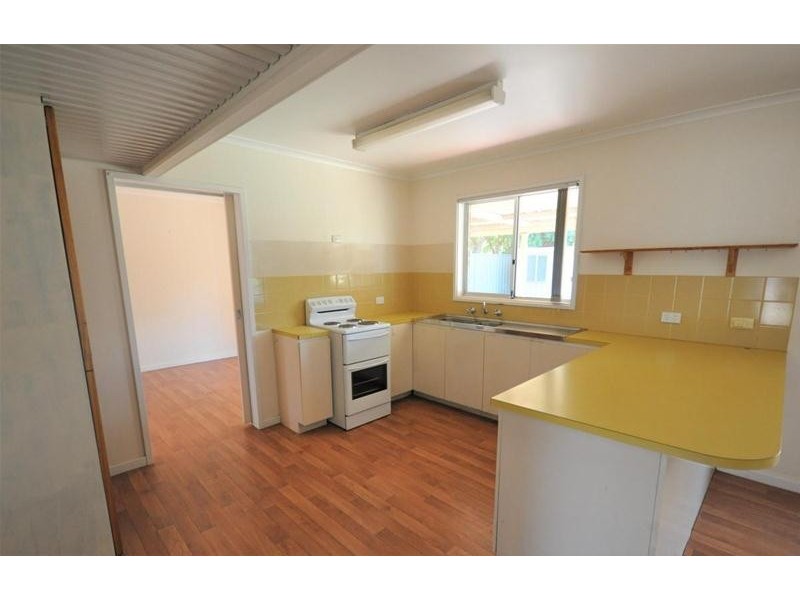 4 Yalberee Street, Newman WA 6753