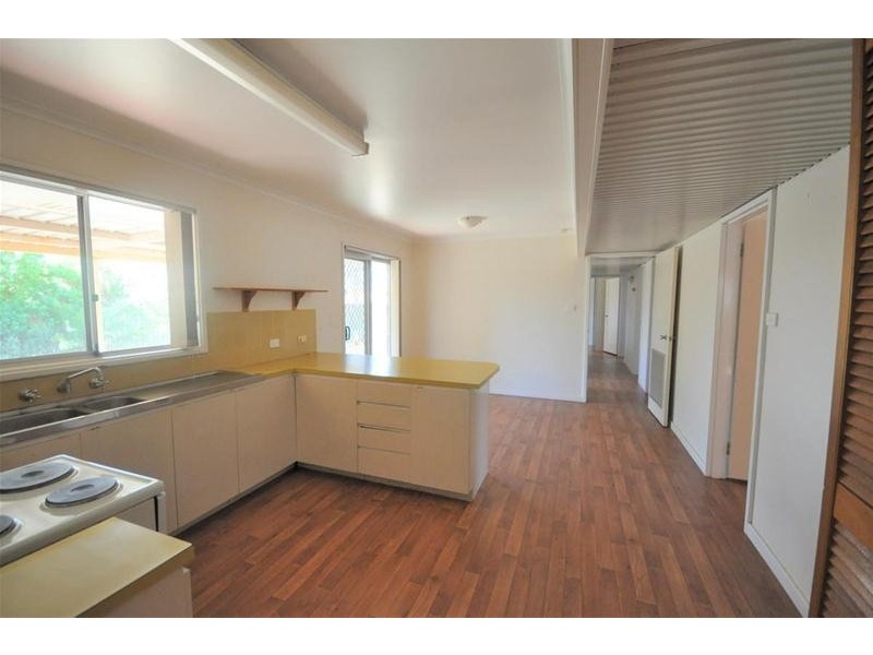 4 Yalberee Street, Newman WA 6753