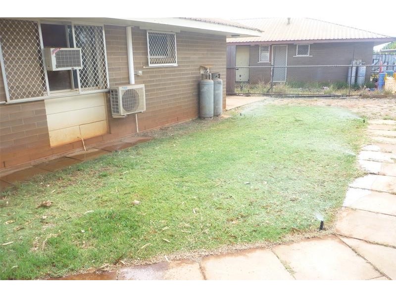 7 Wambiri Street, South Hedland WA 6722