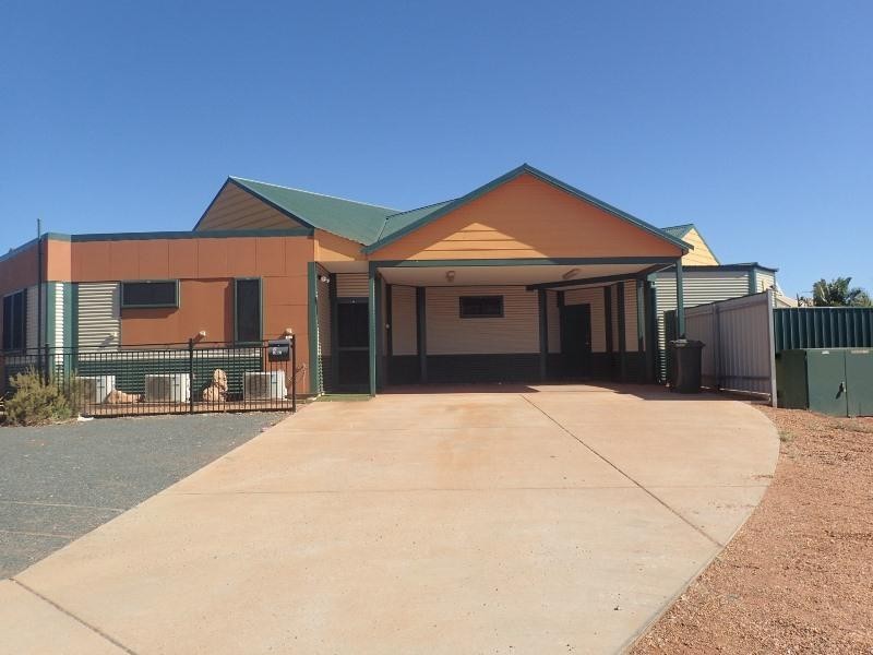 2 Traine Crescent, South Hedland WA 6722