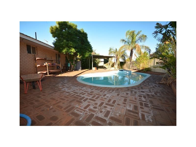 34 Braeside Drive, Newman WA 6753