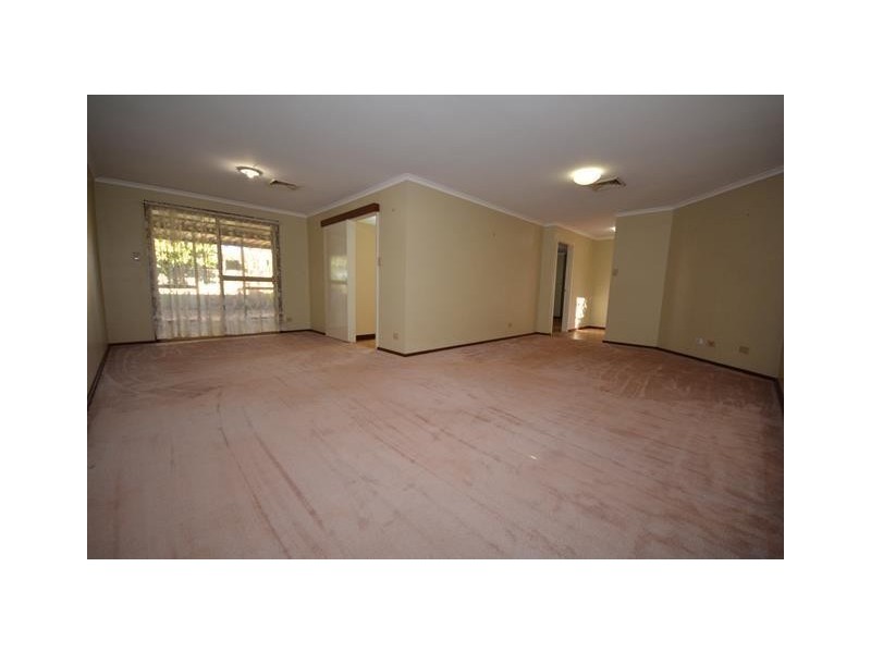 34 Braeside Drive, Newman WA 6753