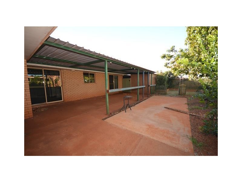 34 Braeside Drive, Newman WA 6753