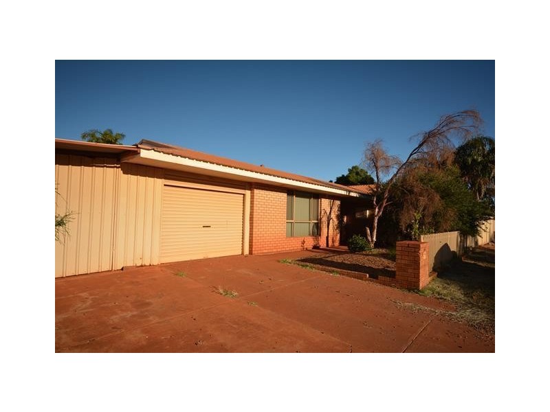 34 Braeside Drive, Newman WA 6753