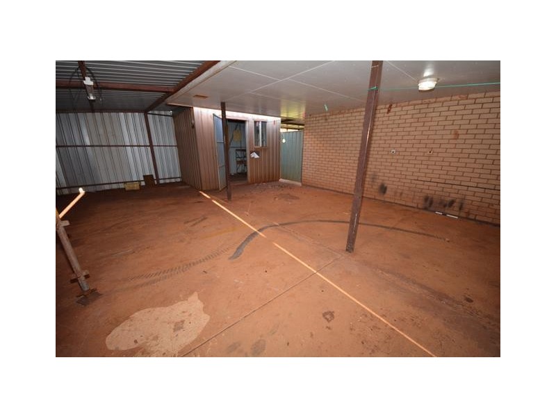 34 Braeside Drive, Newman WA 6753