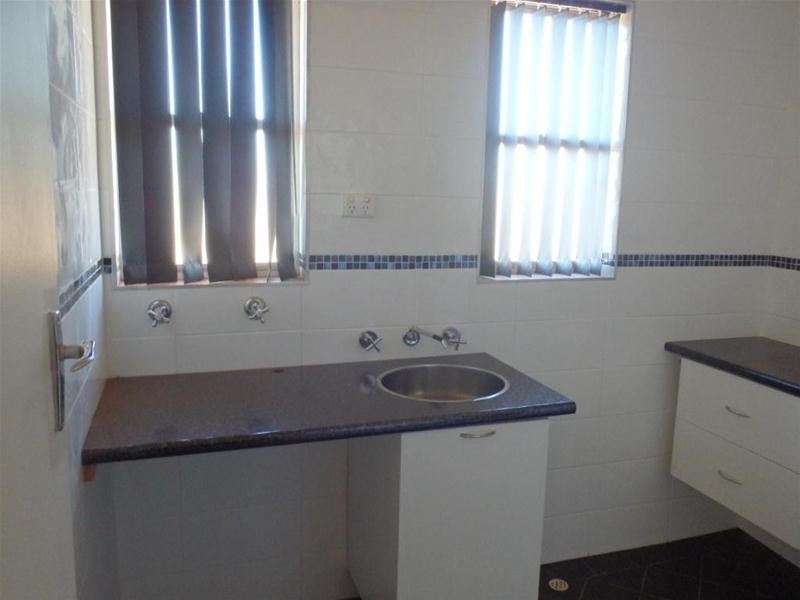 8/2 Limpet Crescent, South Hedland WA 6722