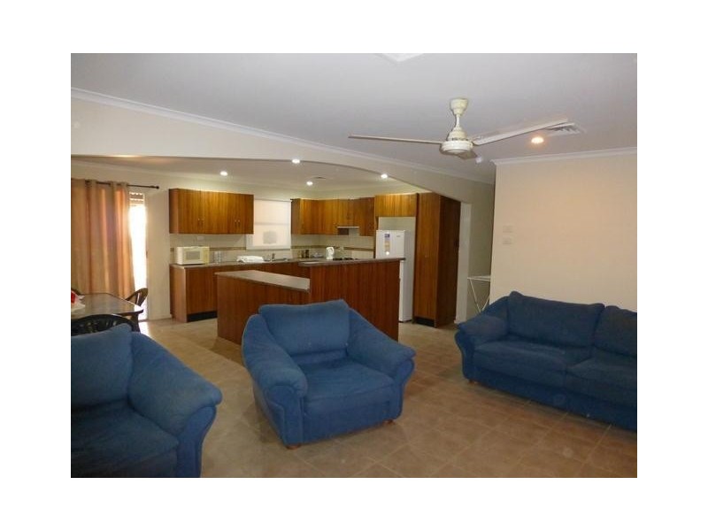 2 Draper Place, South Hedland WA 6722