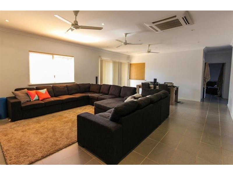 14 Nix Avenue, South Hedland WA 6722