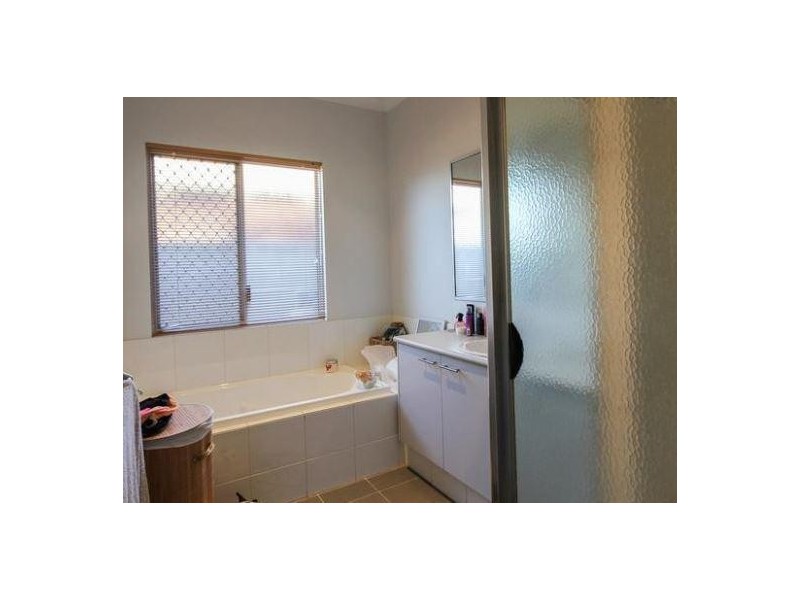 14 Nix Avenue, South Hedland WA 6722