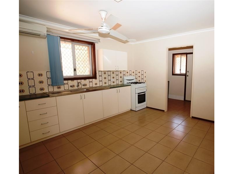 8 Koombana Avenue, South Hedland WA 6722