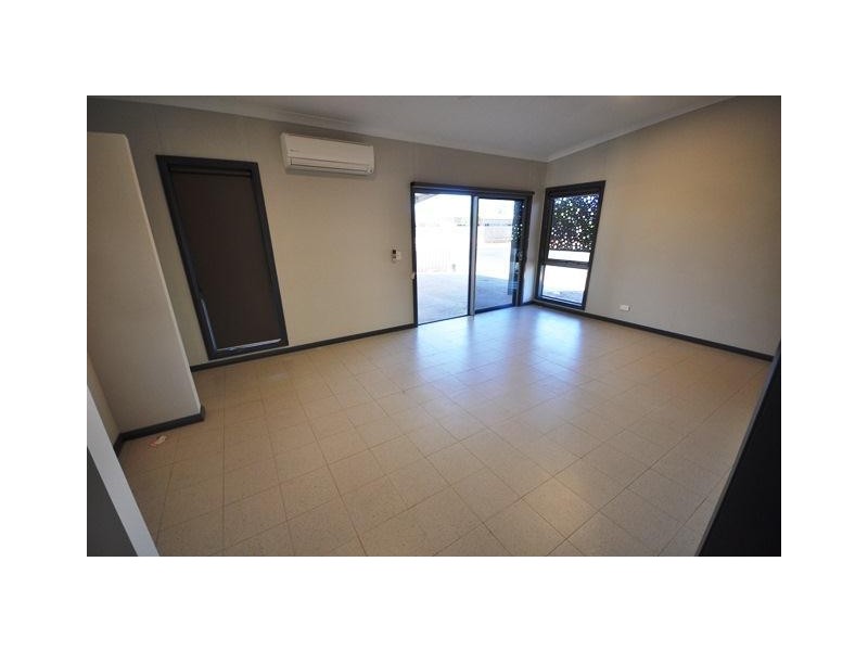 24 Nix Avenue, South Hedland WA 6722