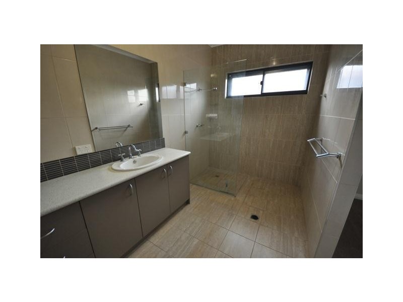 10 Fairlead Bend, South Hedland WA 6722