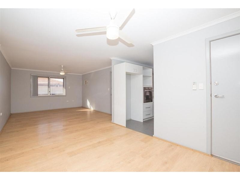 2/10 Dulverton Terrace, South Hedland WA 6722