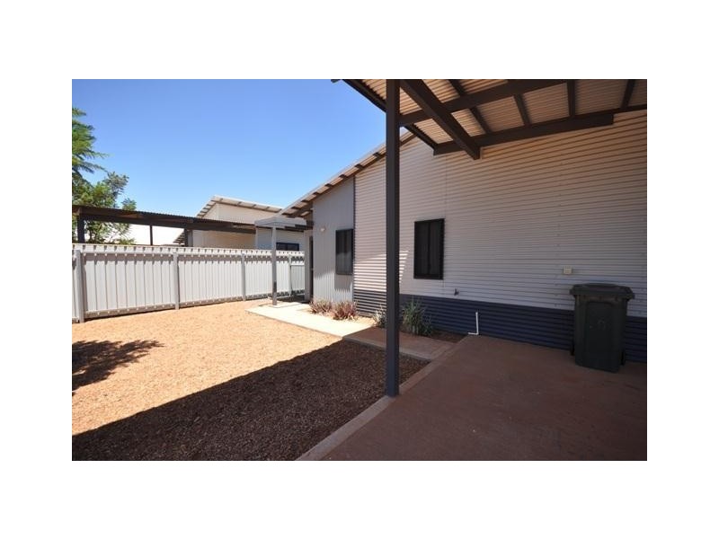10 Minderoo Avenue, South Hedland WA 6722