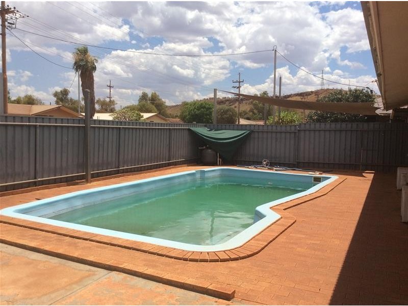 27 Koolyoo Street, Newman WA 6753