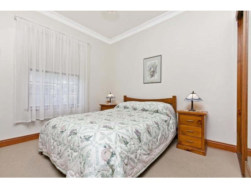 4/9 Aroha Terrace, Black Forest SA 5035