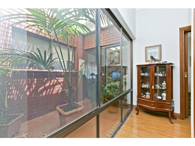 4/9 Aroha Terrace, Black Forest SA 5035