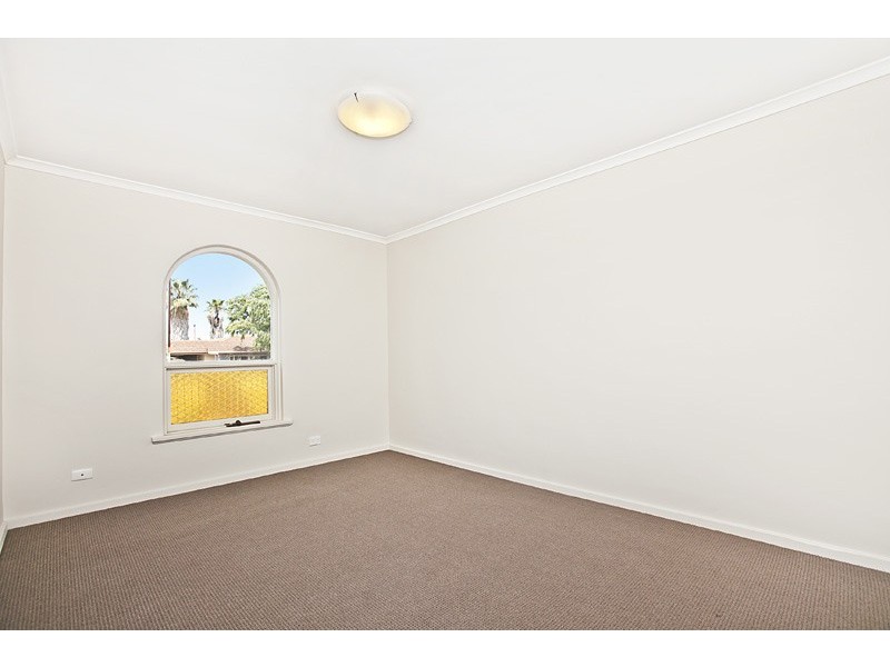 19 Radcliffe Grove, Christie Downs SA 5164