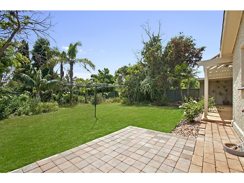 19 Radcliffe Grove, Christie Downs SA 5164