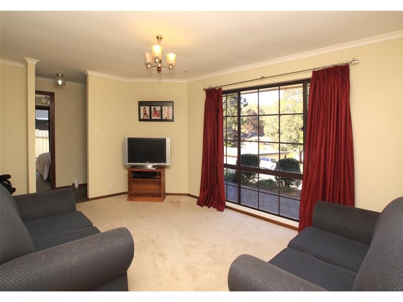 51 Alison Drive, Happy Valley SA 5159